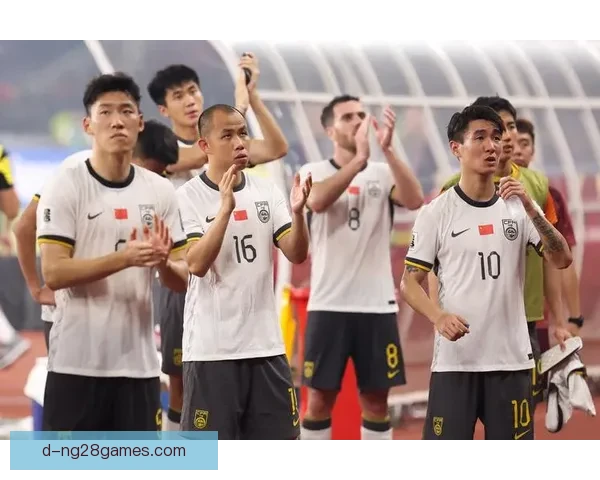中国男足世预赛补时丢球遗憾战平球迷情绪复杂